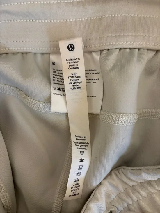 Lululemon Softstreme Pant in Bone - Picture 5 of 6